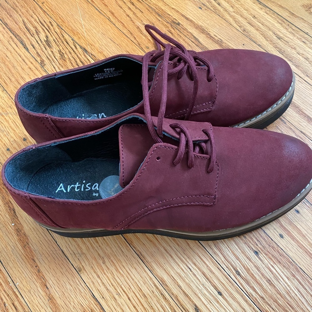 Artisan by ziti size 7 shoes